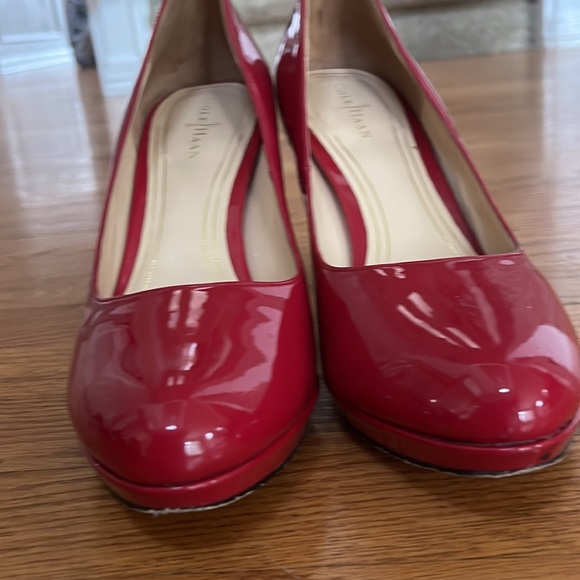 Cole Haan size 9 - Picture 3 of 10